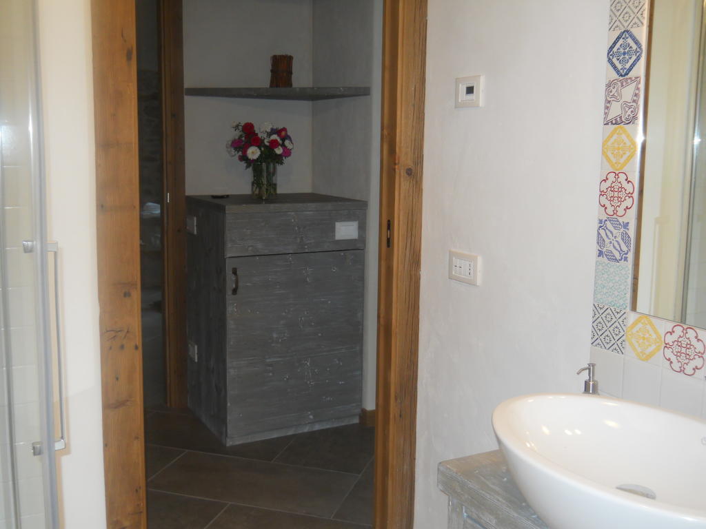 La Vita In Campagna Villa di Tirano Δωμάτιο φωτογραφία